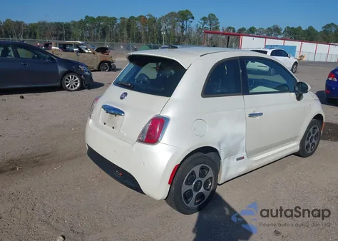 2017 Fiat 500E Battery Electric из США, поврежденный, VIN 3C3CFFGE7HT543977